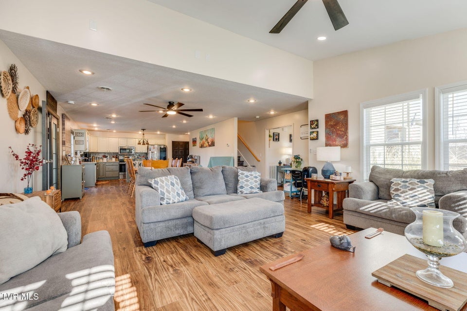 Photo #10: 2054 Meadow Creek Lane