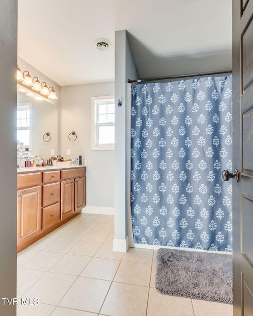 Photo #23: 2054 Meadow Creek Lane