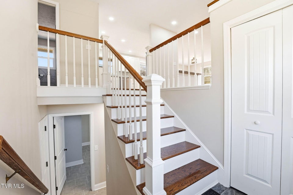 Photo #5: 1203 Beechwood Drive