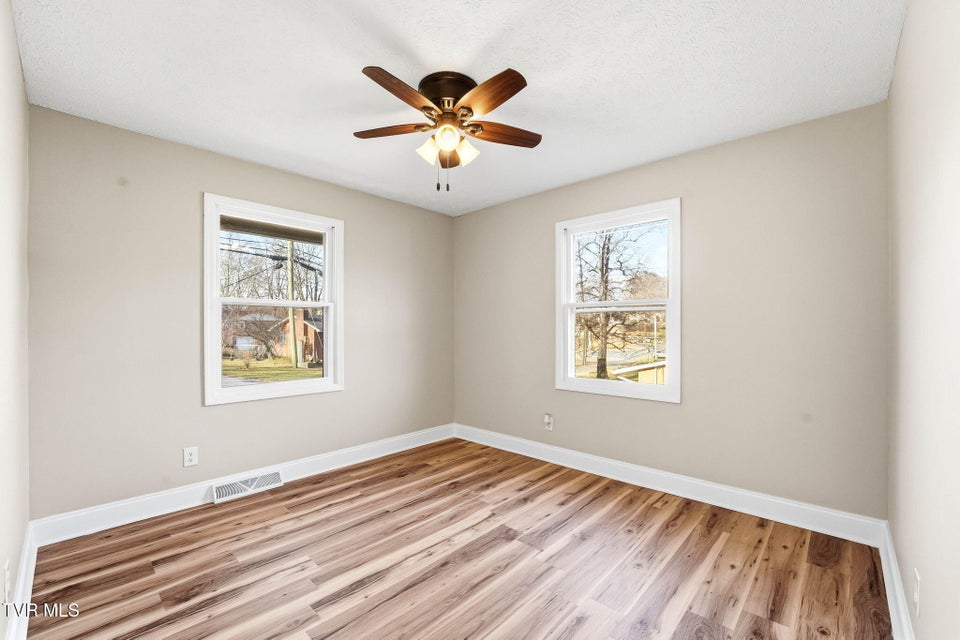 Photo #18: 1203 Beechwood Drive