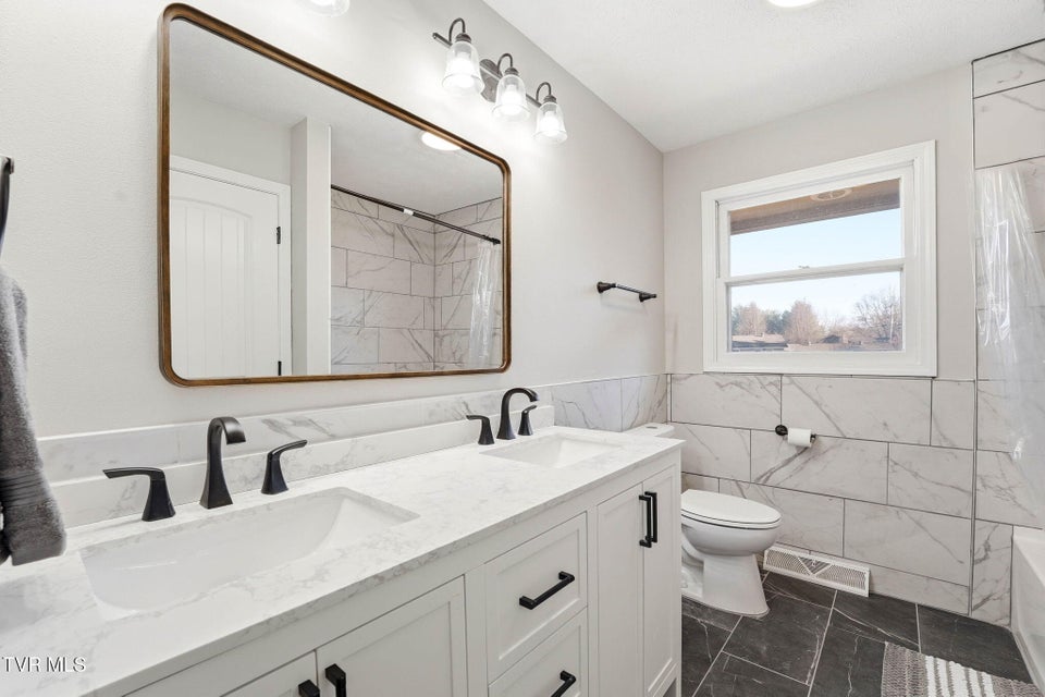 Photo #15: 1203 Beechwood Drive