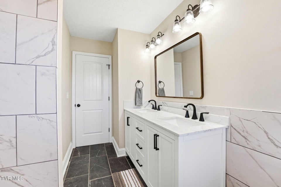 Photo #17: 1203 Beechwood Drive