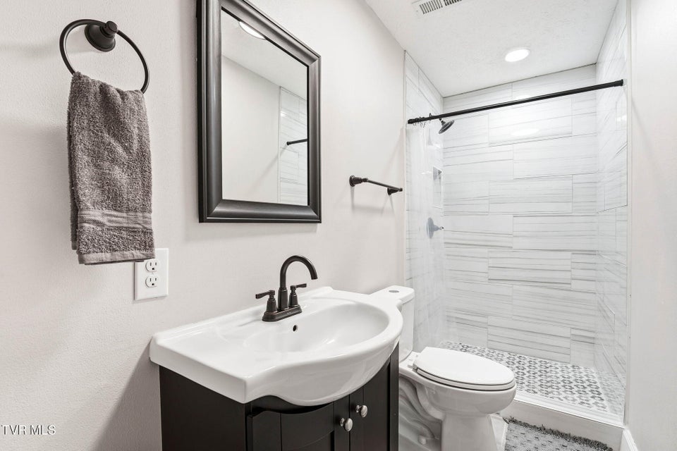 Photo #30: 1203 Beechwood Drive