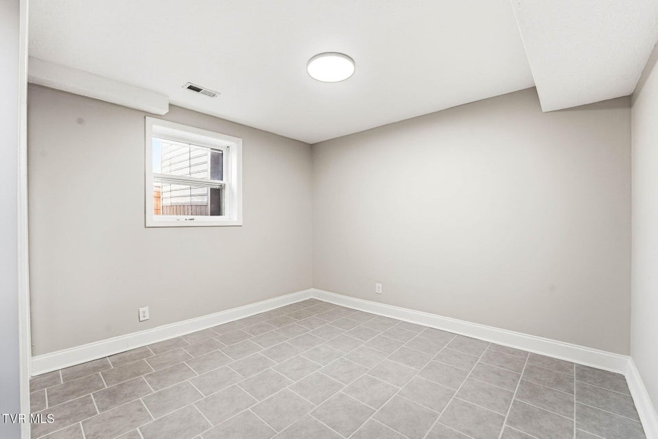 Photo #26: 1203 Beechwood Drive