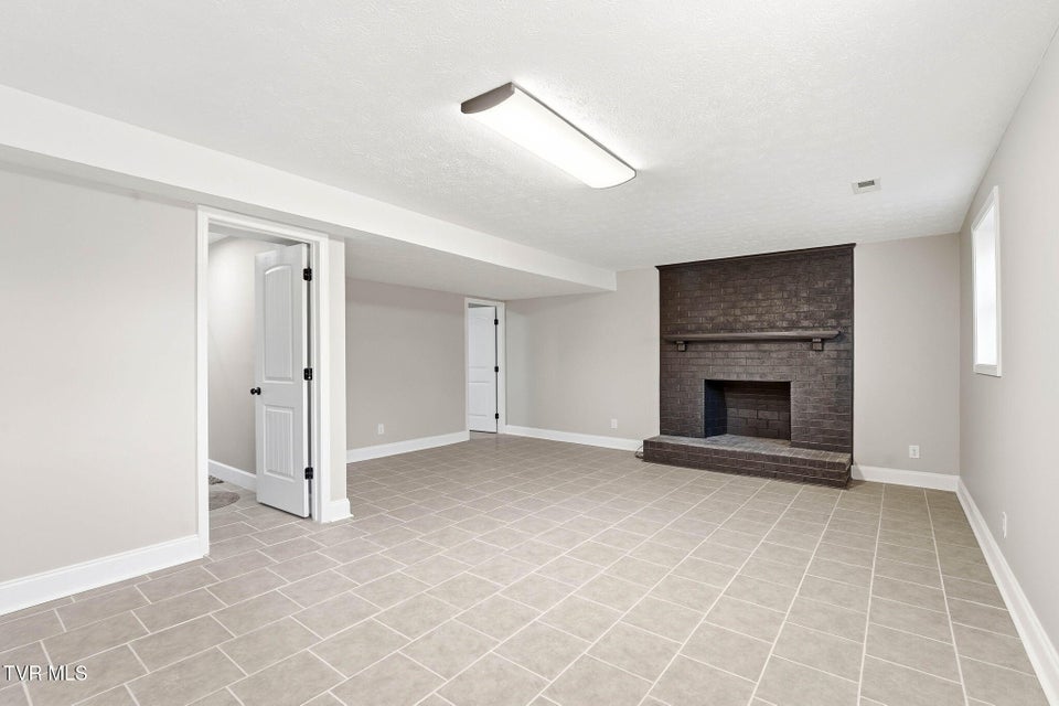 Photo #25: 1203 Beechwood Drive