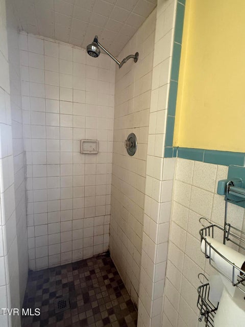 Photo #12: 412 Main Street