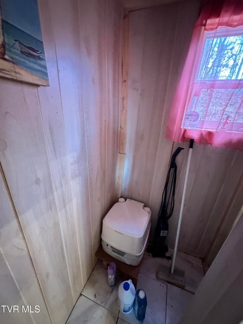 Photo #40: 125 Locust Winds Drive