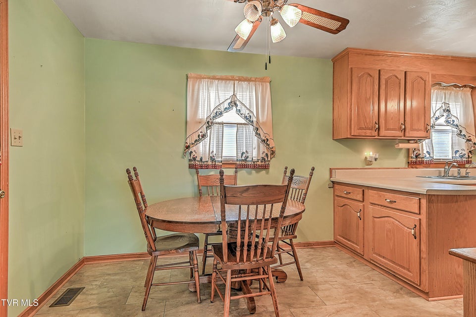 Photo #9: 258 Blackburn Circle