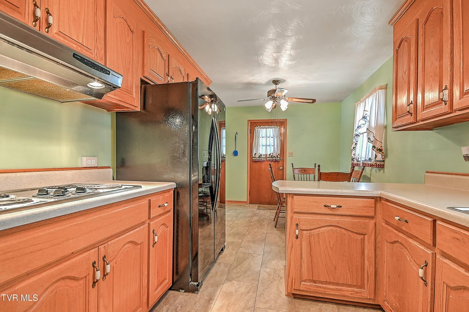 Photo #13: 258 Blackburn Circle