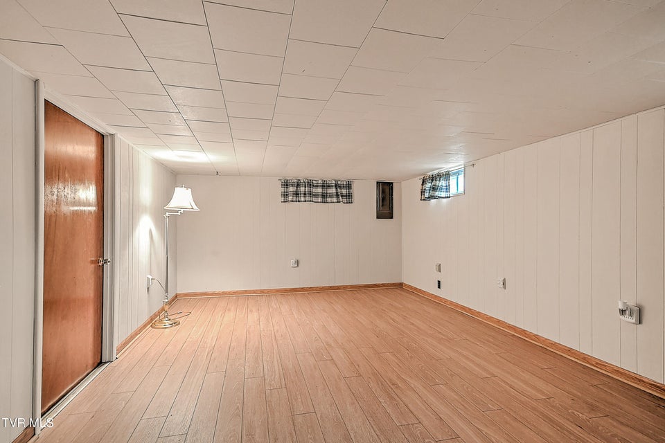 Photo #25: 258 Blackburn Circle