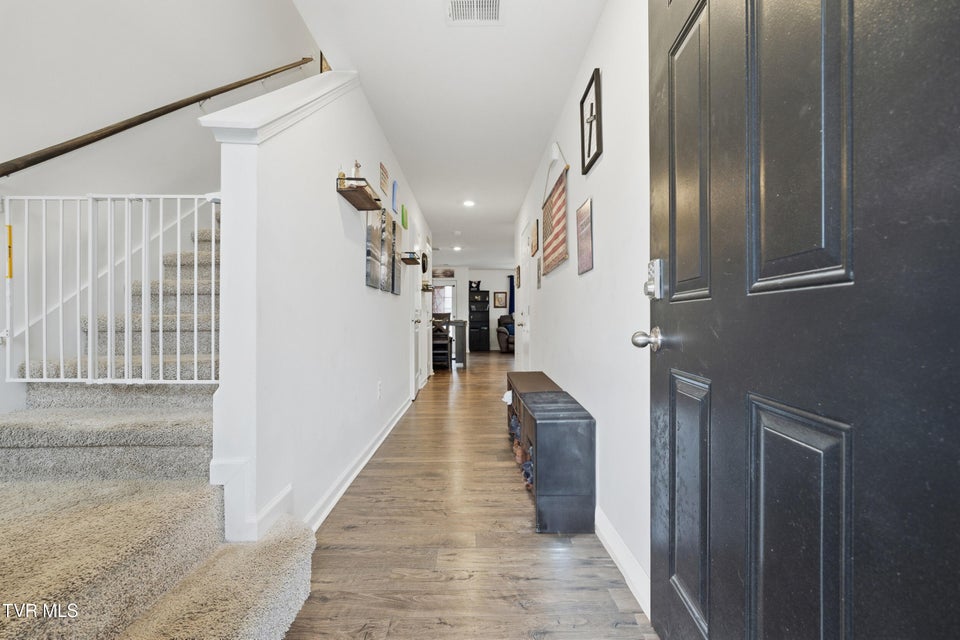 Photo #7: 705 Theobald Way