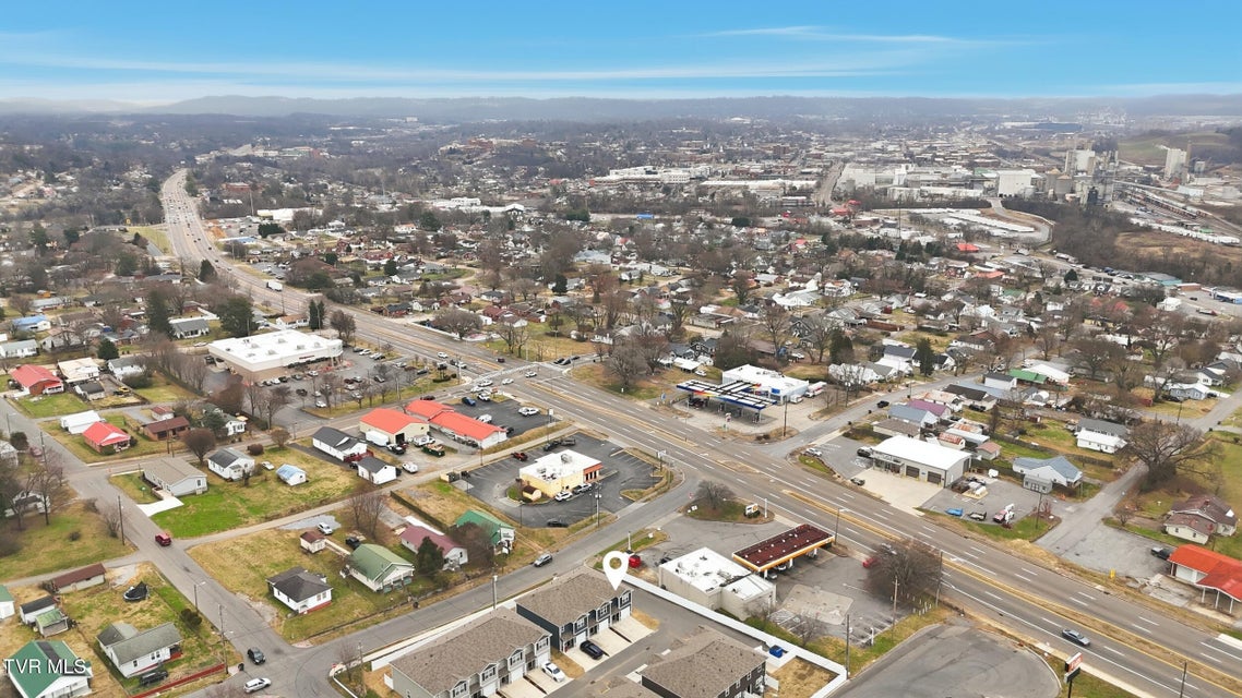 Photo #31: 705 Theobald Way