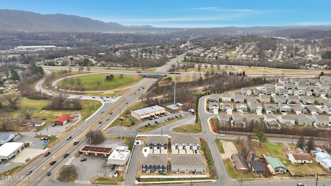 Photo #33: 705 Theobald Way