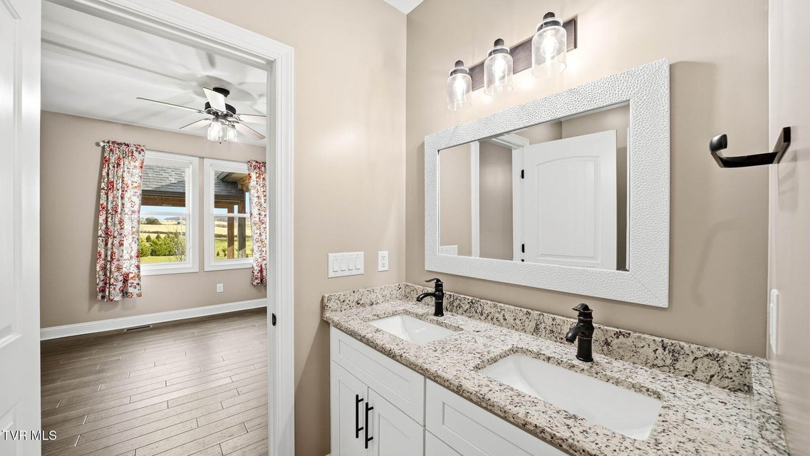 Photo #27: 563 Pleasant Valley Road