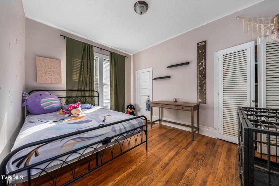 Photo #17: 625 Fairview Avenue