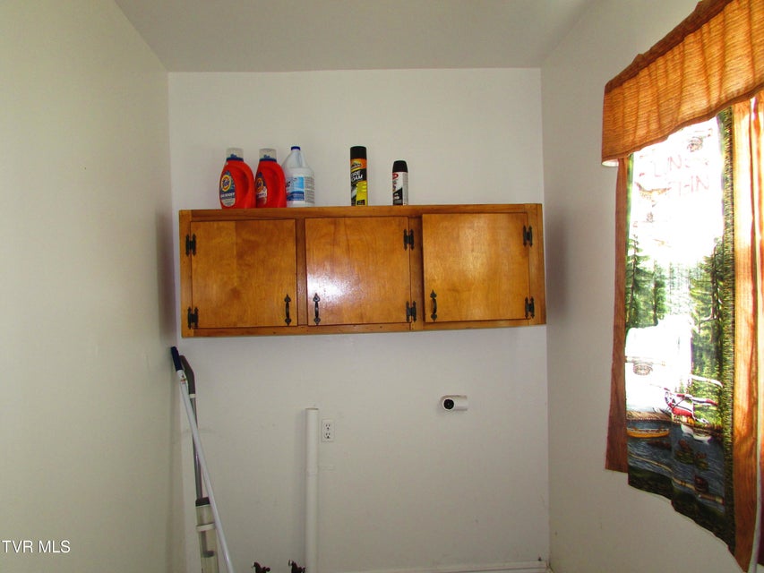 Photo #9: 310 Conway Street