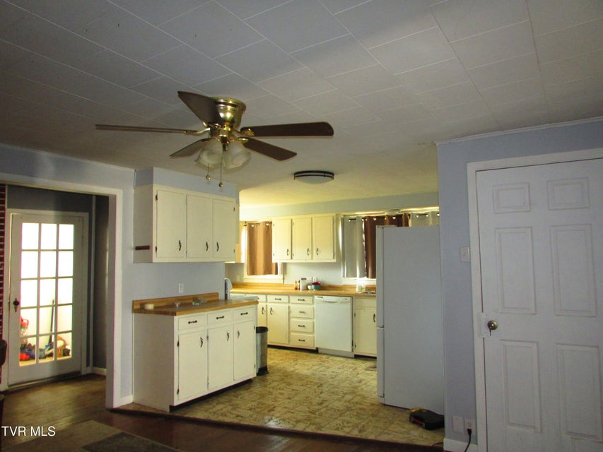 Photo #14: 310 Conway Street