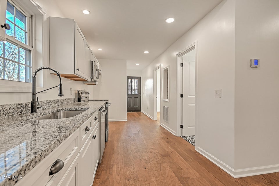 Photo #14: 145 Daniel Lane