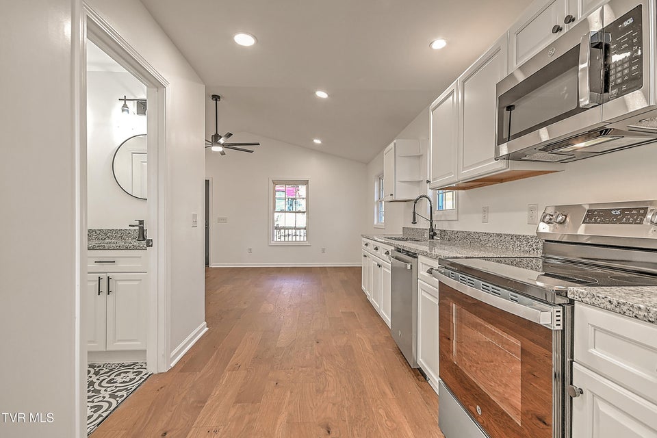 Photo #17: 145 Daniel Lane