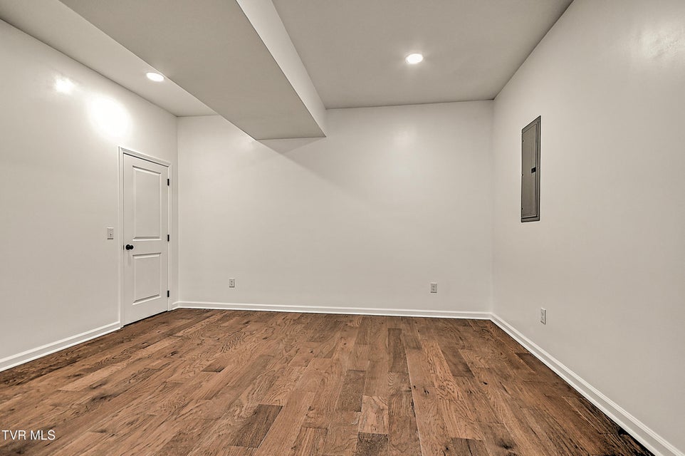 Photo #27: 145 Daniel Lane