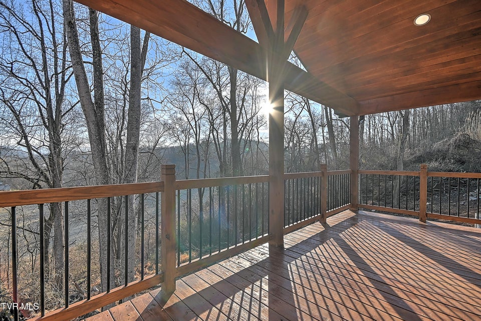 Photo #34: 145 Daniel Lane