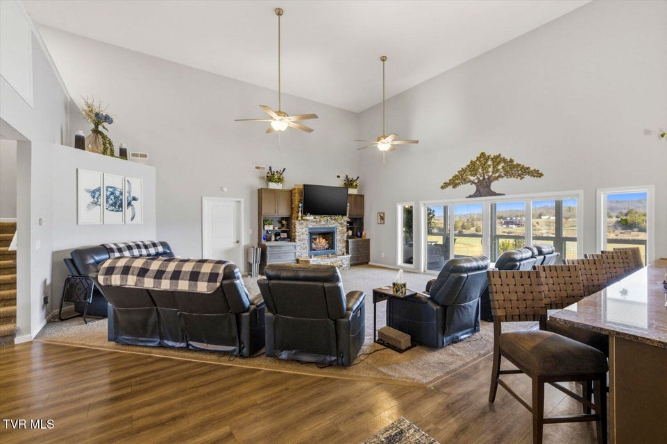 Photo #11: 1964 Harbor Hills Drive