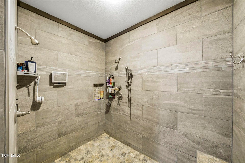 Photo #29: 1964 Harbor Hills Drive