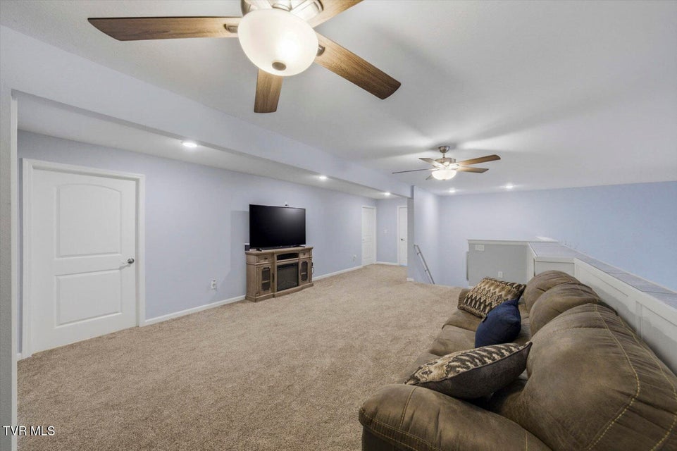 Photo #36: 1964 Harbor Hills Drive