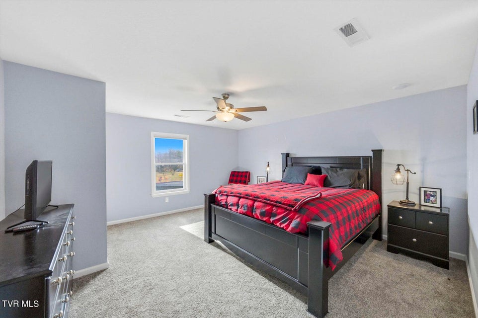 Photo #37: 1964 Harbor Hills Drive