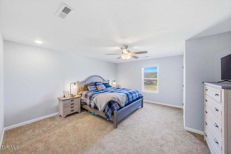 Photo #41: 1964 Harbor Hills Drive