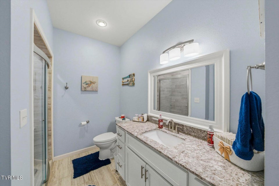 Photo #44: 1964 Harbor Hills Drive