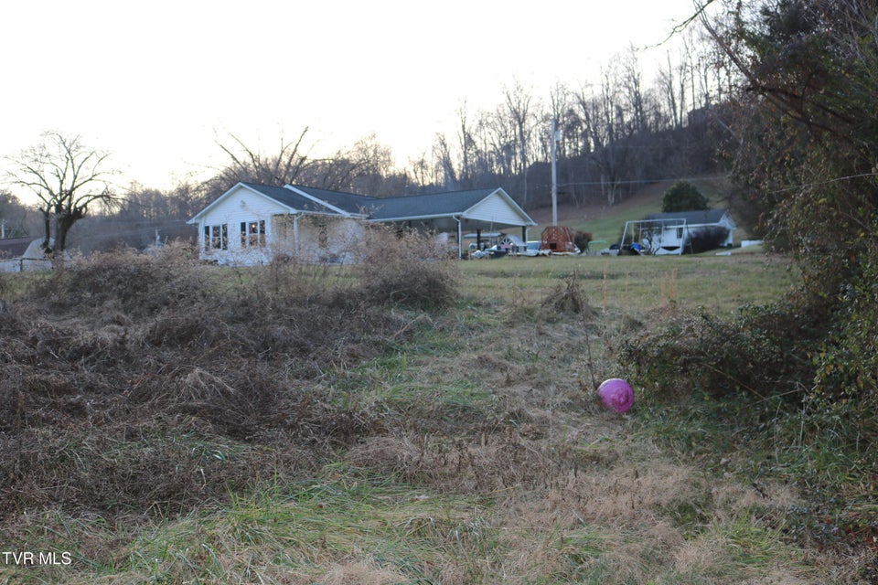 Photo #3: 2307 Stafford Lane