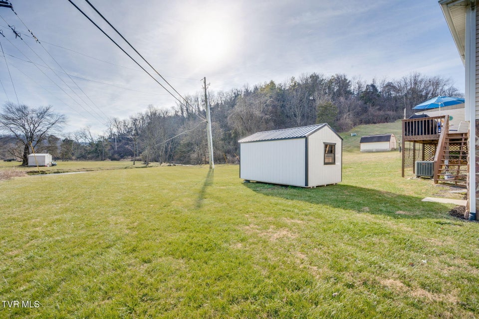 Photo #27: 20850b Meadowbrook Drive