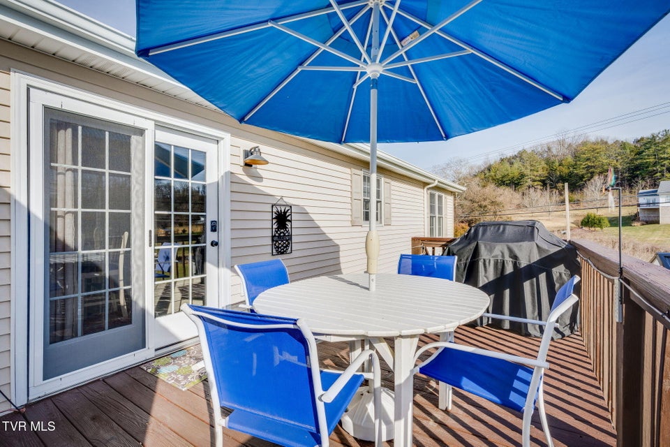 Photo #31: 20850b Meadowbrook Drive