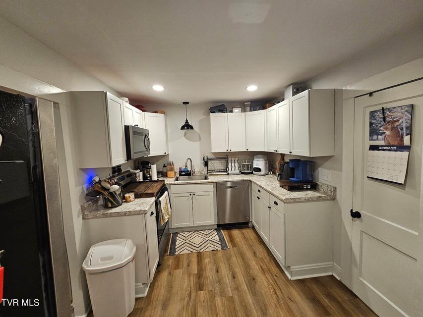 Photo #9: 4061 Highway 126 