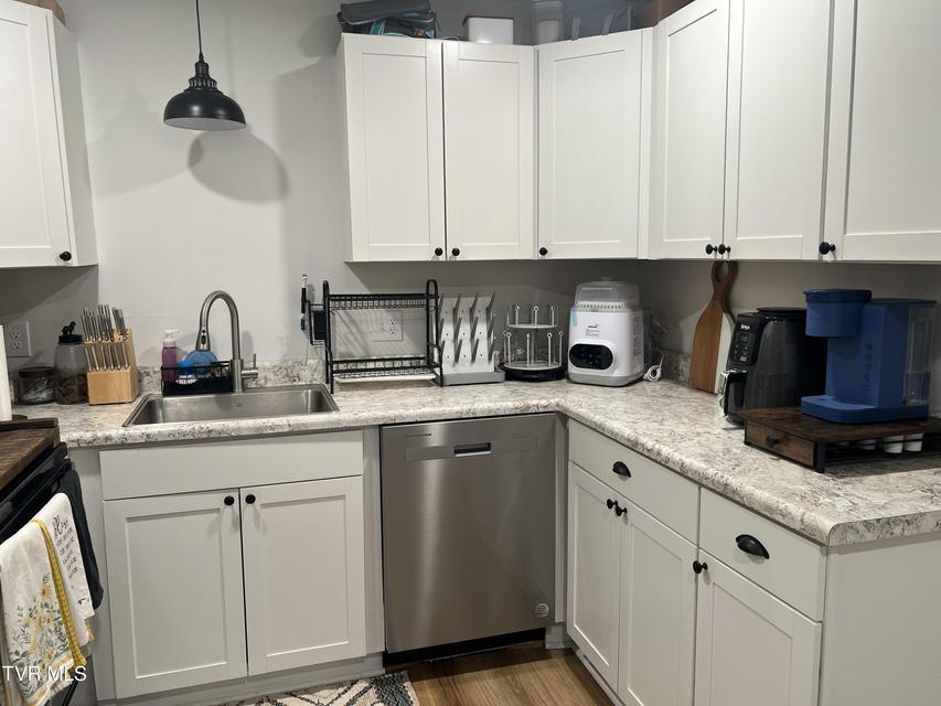 Photo #15: 4061 Highway 126 