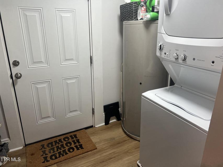 Photo #33: 4061 Highway 126 