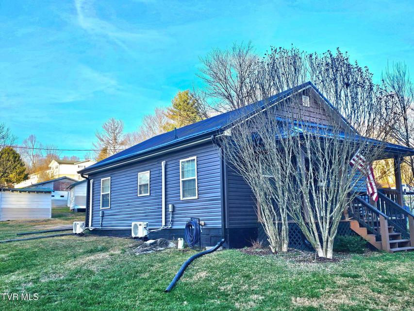 Photo #34: 4061 Highway 126 