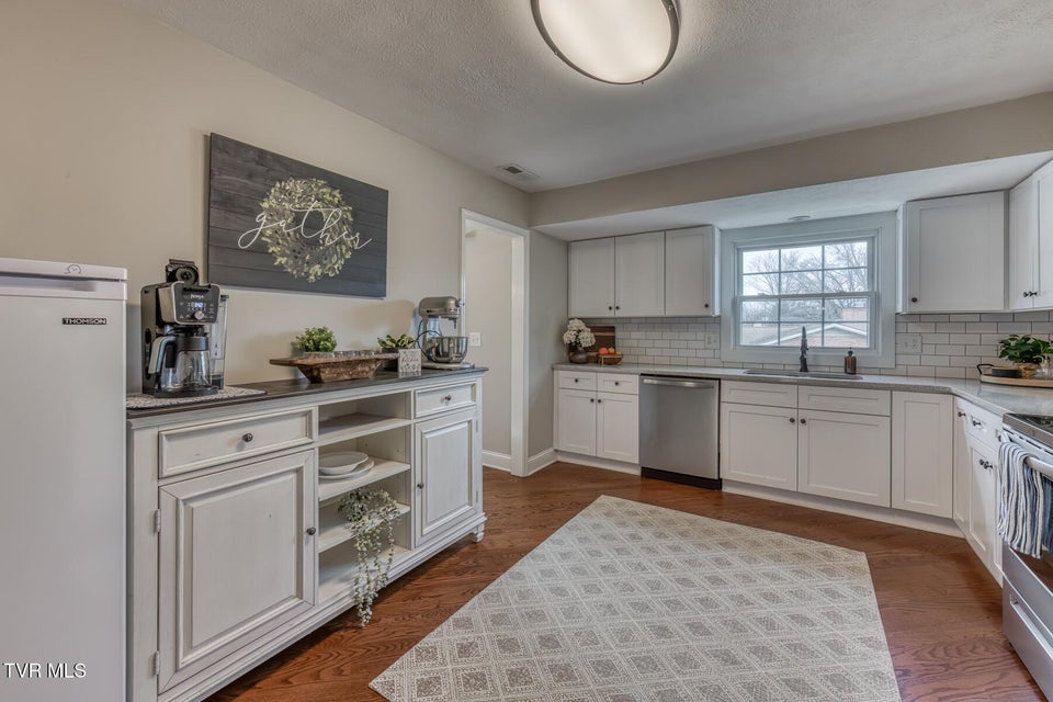 Photo #6: 110 Hazelwood Drive