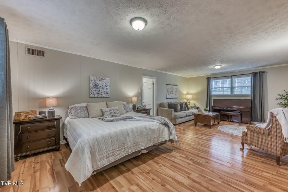 Photo #35: 110 Hazelwood Drive