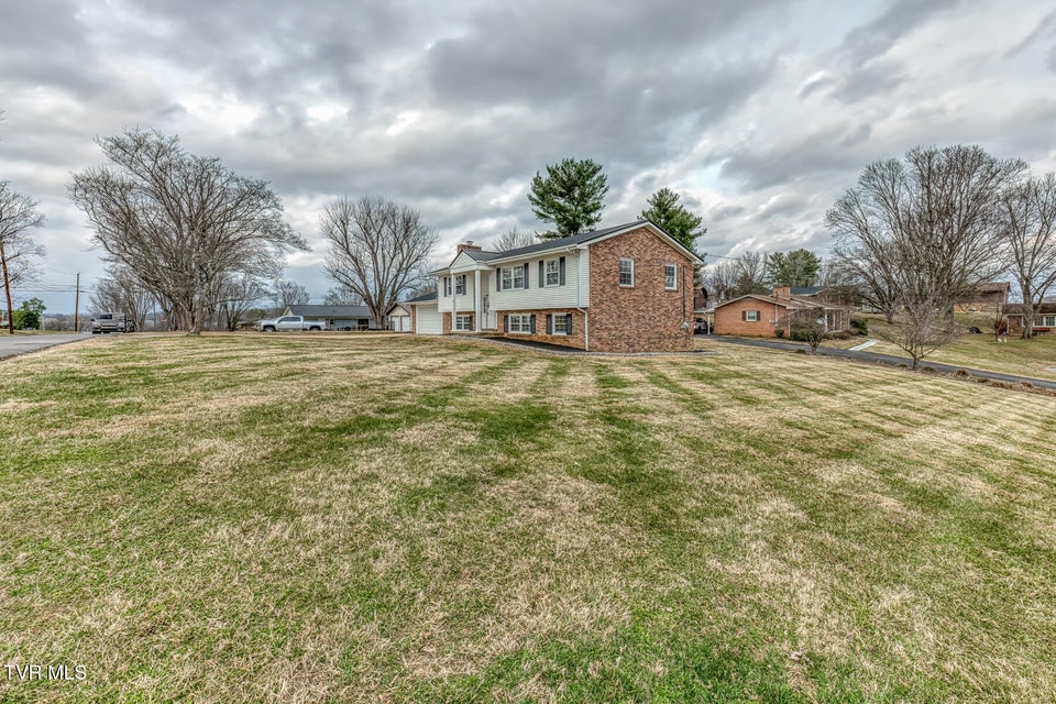 Photo #10: 110 Hazelwood Drive