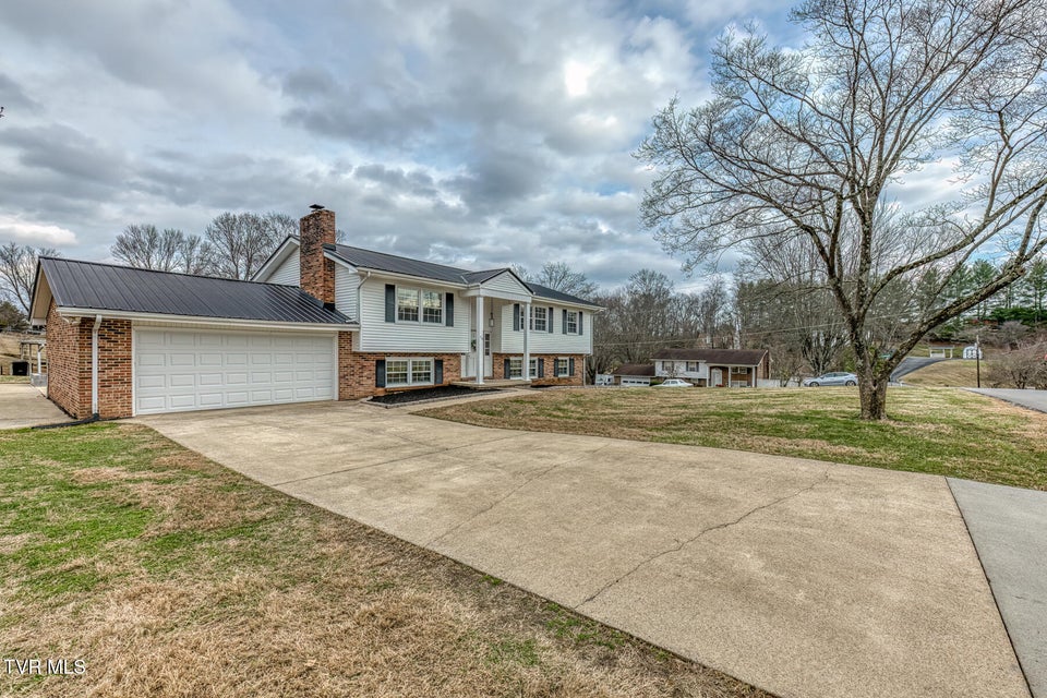 Photo #52: 110 Hazelwood Drive