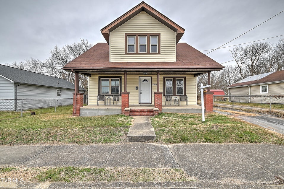 Photo #2: 2508 Overlook Road