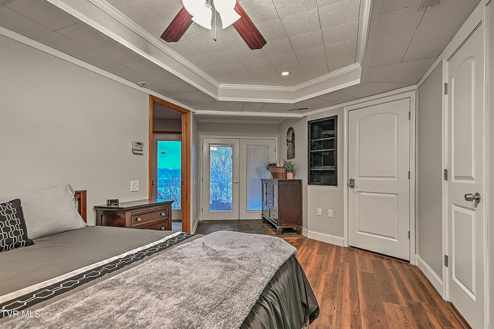 Photo #7: 125 Shirley Street