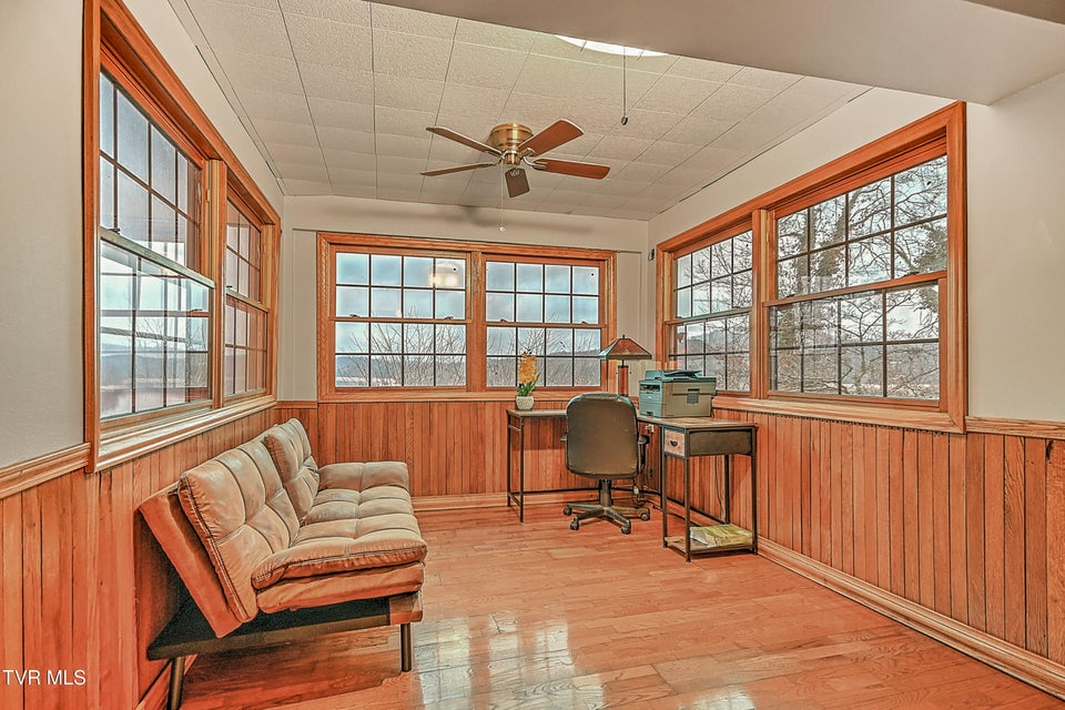 Photo #12: 125 Shirley Street