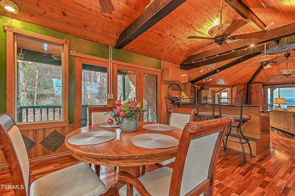 Photo #35: 125 Shirley Street