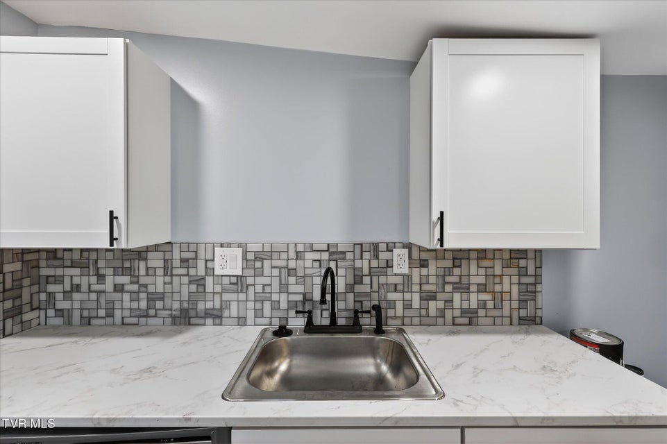 Photo #15: 127 Kinley Drive