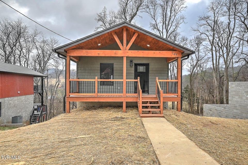 Photo #2: 145 Daniel Lane