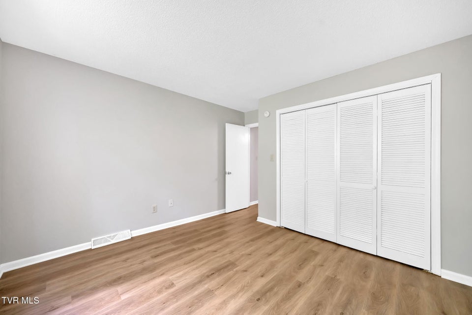 Photo #10: 1559 Colony Park Drive