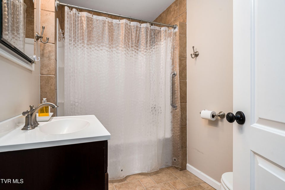 Photo #28: 120 Hicks Road